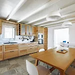 Hera Milos 4 Bedrooms Madrakia Village *