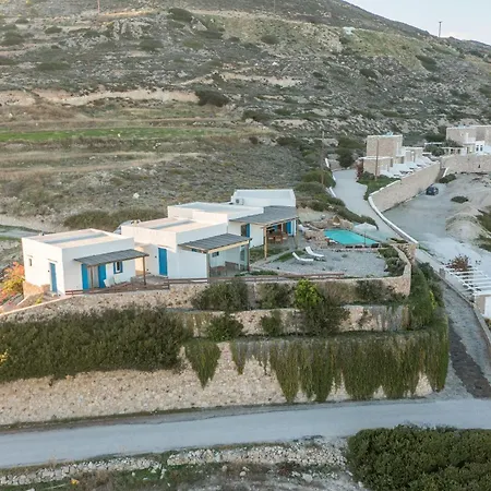 Hera Milos 4 Bedrooms Madrakia Village בית נופש Mandrakia