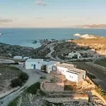 Holiday home Hera Milos 4 Bedrooms Madrakia Village